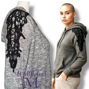 Wallflower (Kohl’s) Hoodie Gray Soft Knit Pullover Black Lace Appliqué Size M